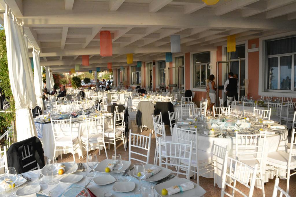 Hotel Ristorante La Scogliera - Nuova Gestione Piraino Kültér fotó