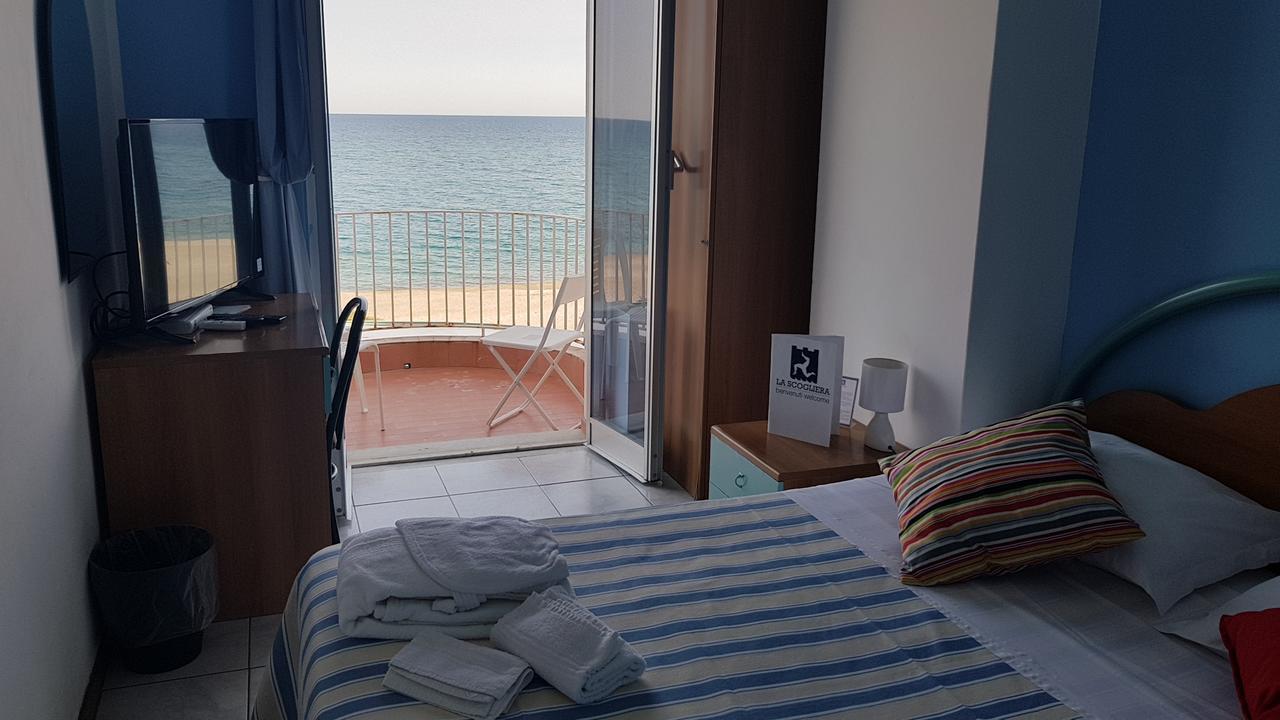 Hotel Ristorante La Scogliera - Nuova Gestione Piraino Kültér fotó